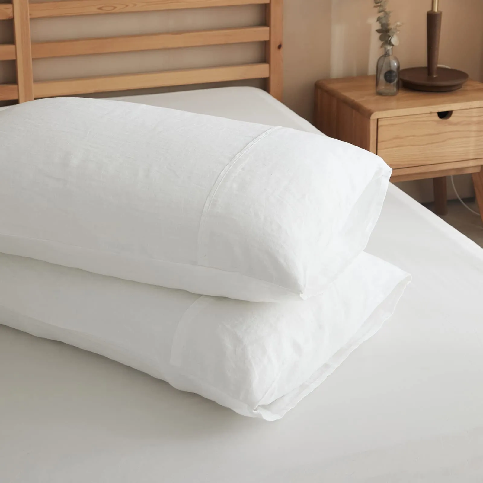 Here’s how to clean your bed pillows so they stay white and smell nice