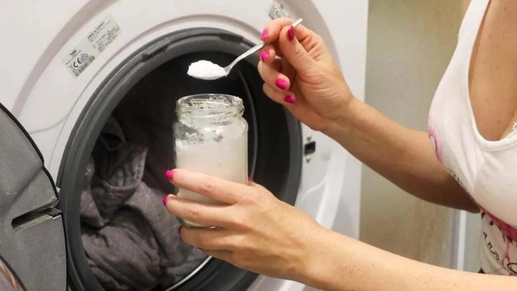 Laundry Smells Fresh Without Fabric Softener Use This Natural Ingredient