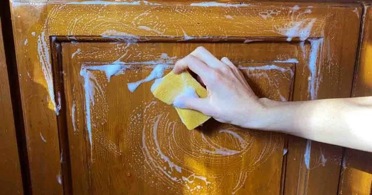 The Genius Tip For Removing Grease From Kitchen Cabinets   The Genius Tip For Removing Grease From Kitchen Cabinets 768x402 